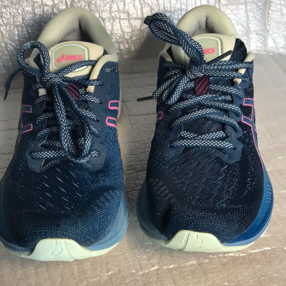 Asics Sneakers